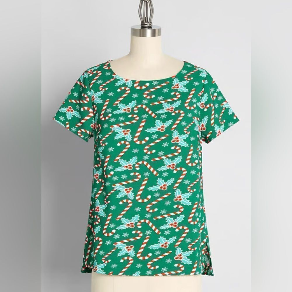 Modcloth Delightful Demeanor Christmas Blouse Candy Cane Green Red M NWT